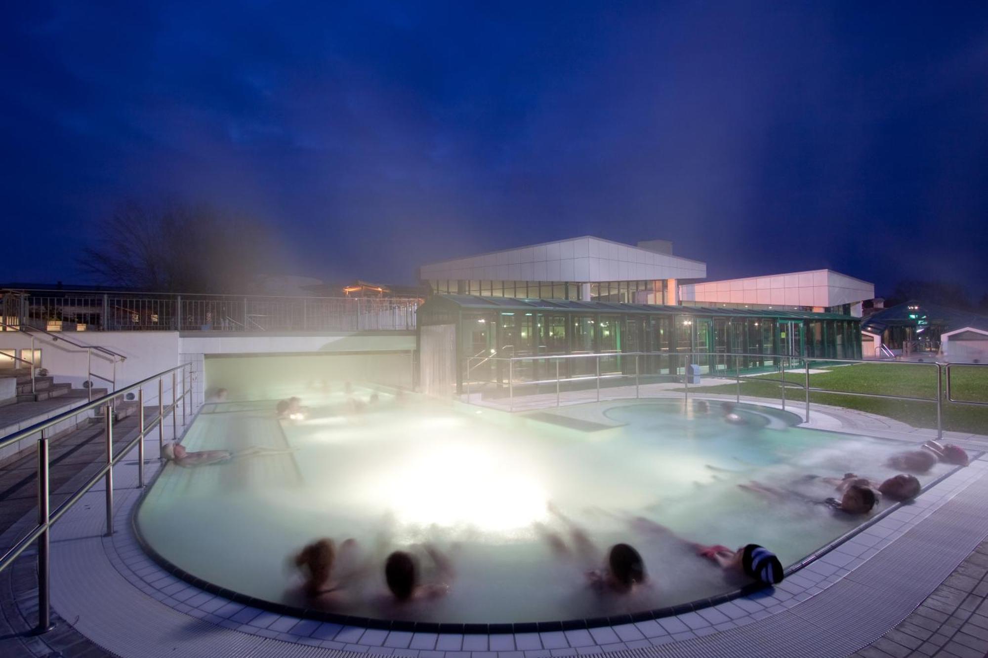 Thermenhotel Tannenhof - Ihr Wohlfuehl-Hotel Bad Füssing Eksteriør billede